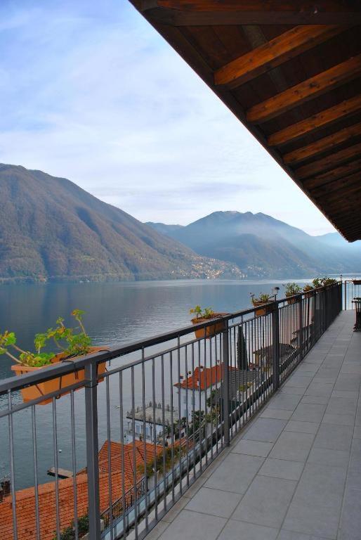 Luxury Attico With Big Terrace Apartment Argegno Exterior photo